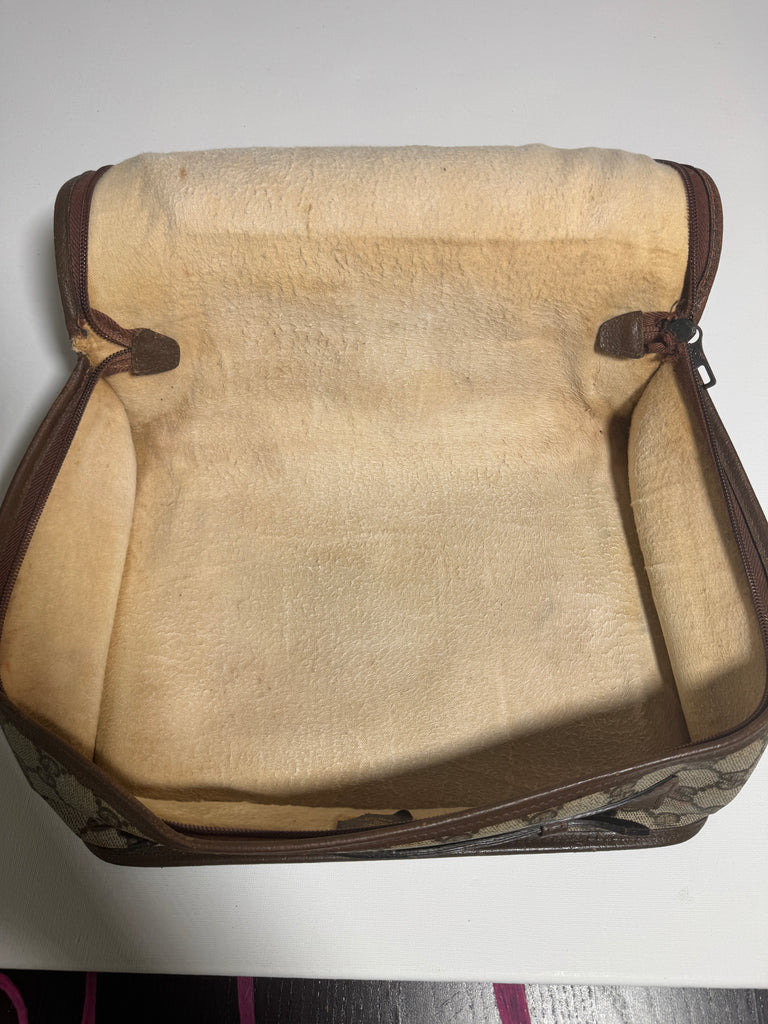 Gucci - toiletry bag