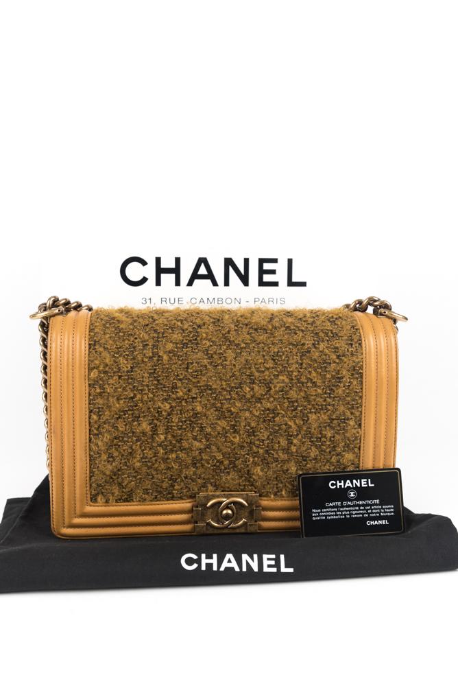 Chanel boy tweed