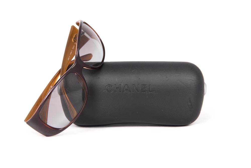 Chanel - sunglasses