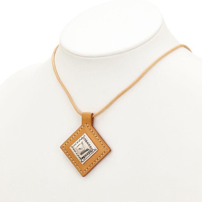 Hermes Pedant necklace